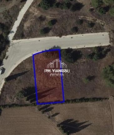 Οικιστικό Οικόπεδο προς πώληση στην περιοχή Κόρνος