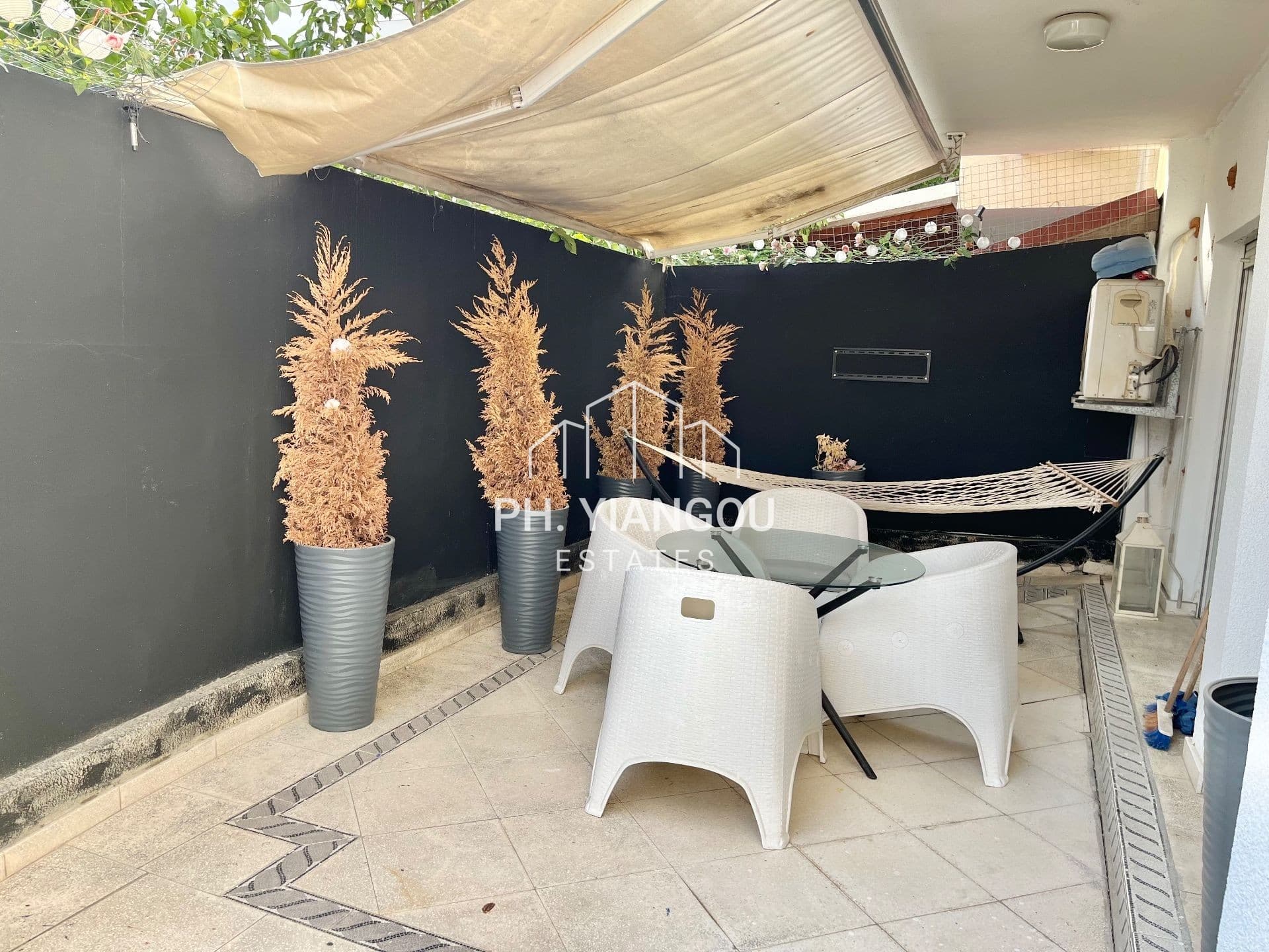 2 Bedroom Ground floor apartment for Sale in Agioi Omologites