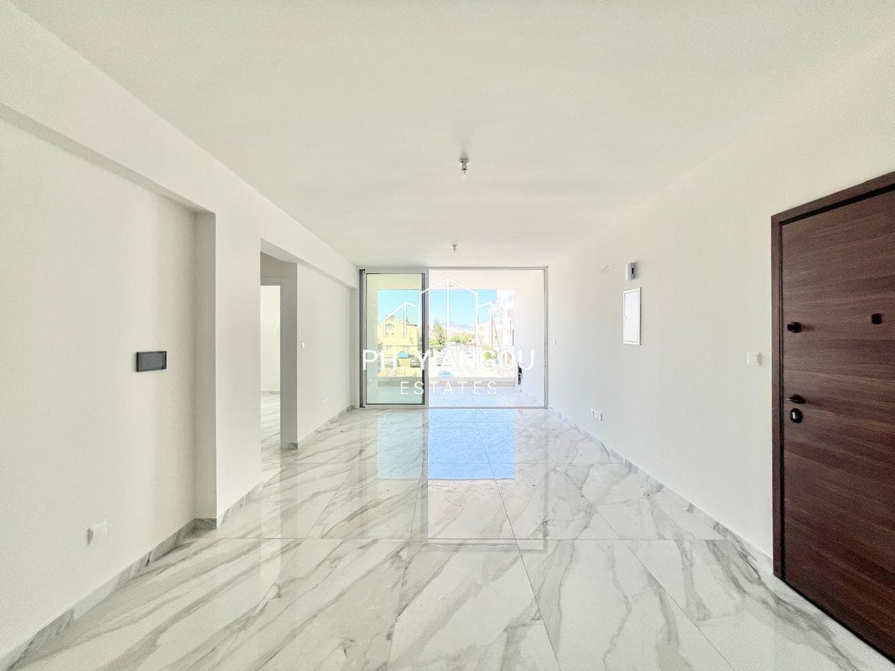 Διαμέρισμα 2 υπνοδωματίων προς πώληση στην περιοχή Στρόβολος