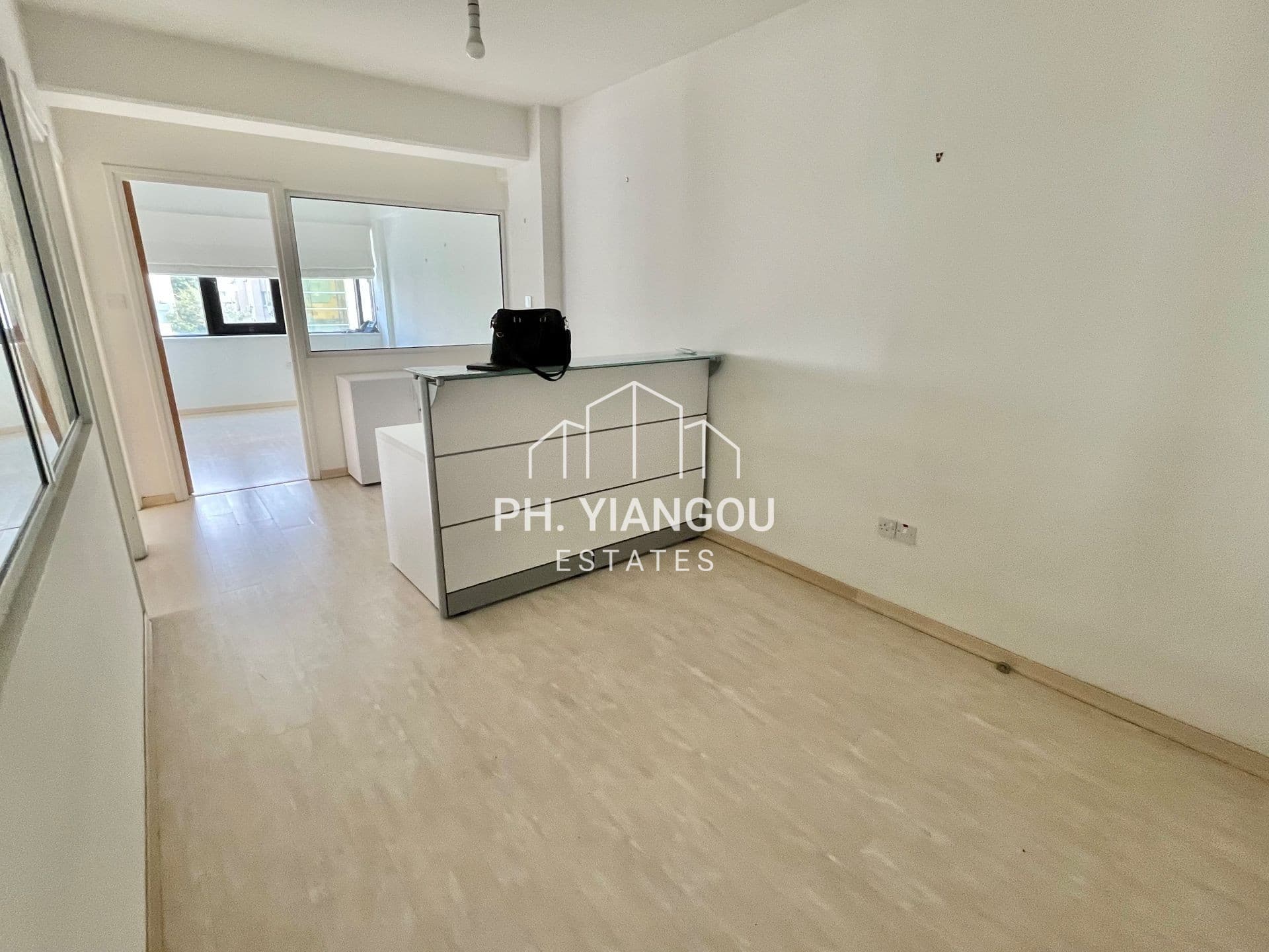 80m2 Office for Rent in Dasoupolis
